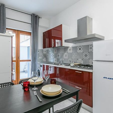 Villa Malfitano And Lolli Station Apt With Terrace Palermo Eksteriør bilde